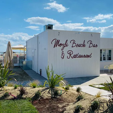 Happy Whale Apartman Rimini