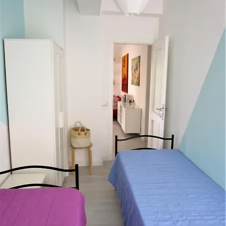 Ttg Rimini - Seafront Apartment - 2 Bedrooms *