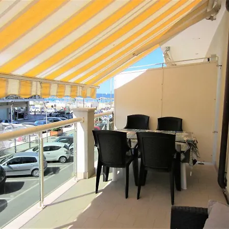 Διαμέρισμα Ttg Rimini - Seafront Apartment - 2 Bedrooms *