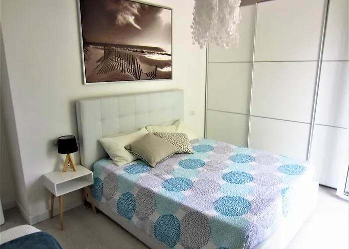 Happy Whale Ρίμινι